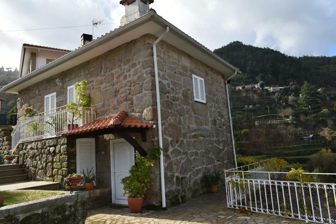 Douro Studio Cinfães Extérieur photo